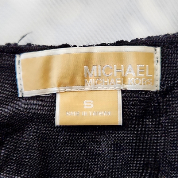 Michael Kors Lace Sheer Deep V-Neck Sleeveless Top - Picture 3 of 8